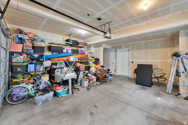 67 S WALKER PL, North Salt Lake, UT 84054