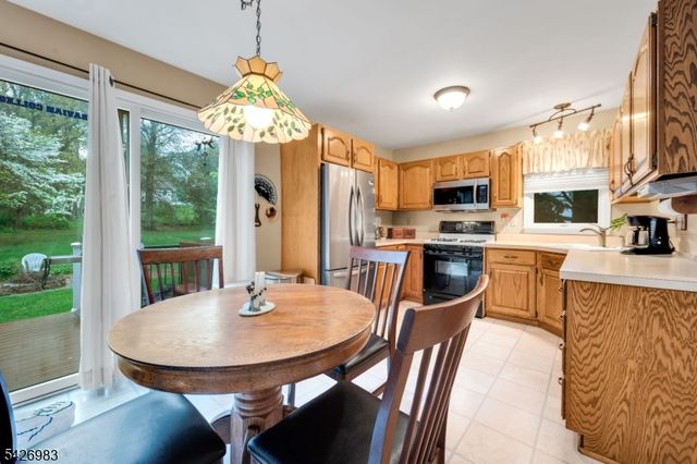 46 Highland Rd, Independence Twp., NJ 07840