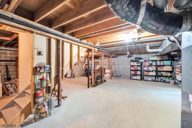 46 Highland Rd, Independence Twp., NJ 07840