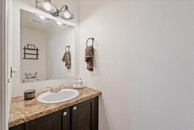 5447 Inglecrest Place, Galloway, OH 43119