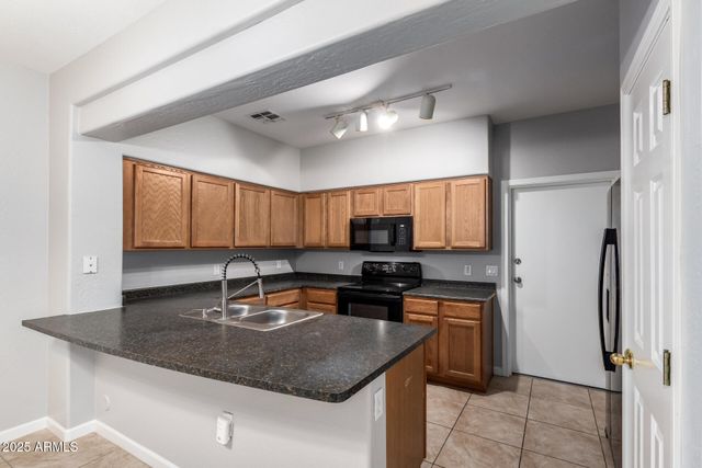 525 N MILLER Road 142, Scottsdale, AZ 85257