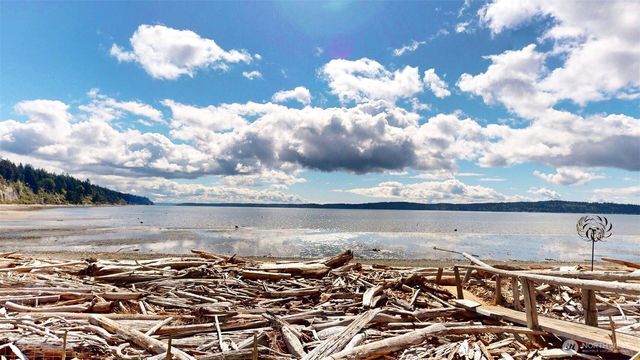 258 Gough Road, Camano Island, WA 98282