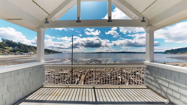258 Gough Road, Camano Island, WA 98282