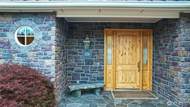 258 Gough Road, Camano Island, WA 98282