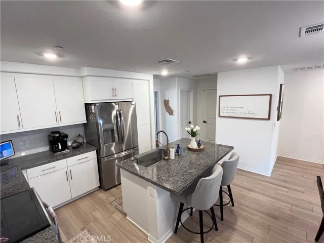 19197 Sequoia Grove Street, Highgrove, CA 92507