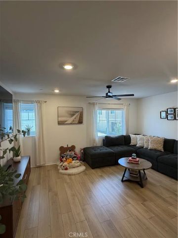 19197 Sequoia Grove Street, Highgrove, CA 92507