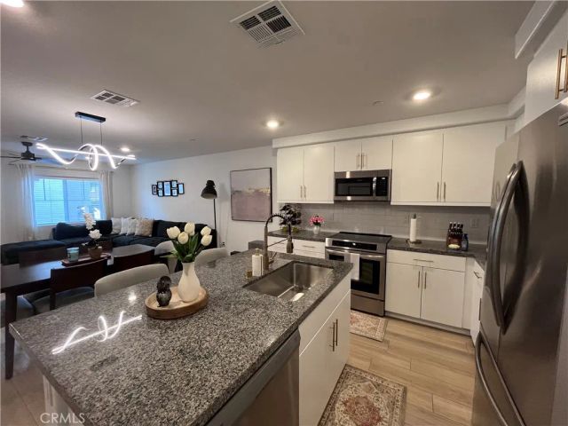 19197 Sequoia Grove Street, Highgrove, CA 92507