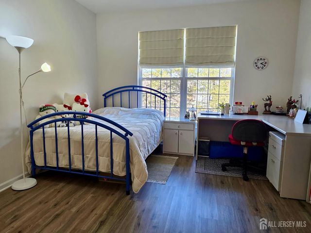 2303 Neville Court, Franklin Twsp, NJ 08873