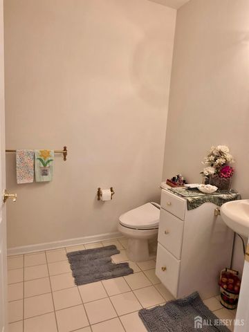 2303 Neville Court, Franklin Twsp, NJ 08873