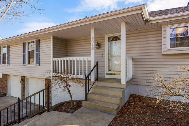 3016 SE 7th Street, Blue Springs, MO 64014