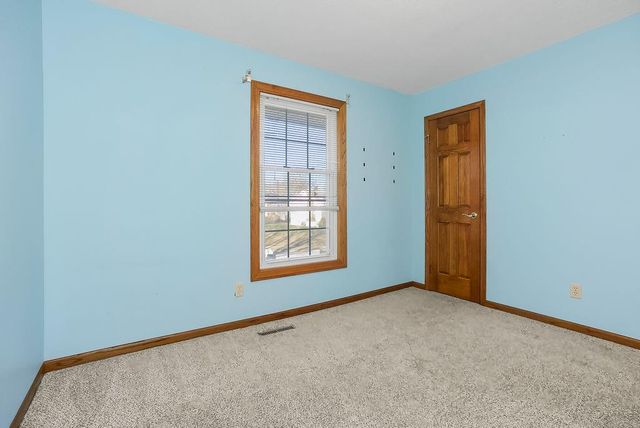 3016 SE 7th Street, Blue Springs, MO 64014