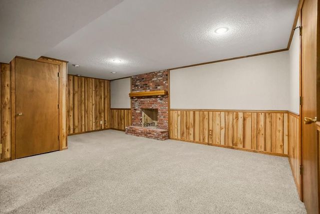 3016 SE 7th Street, Blue Springs, MO 64014