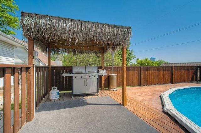 3016 SE 7th Street, Blue Springs, MO 64014