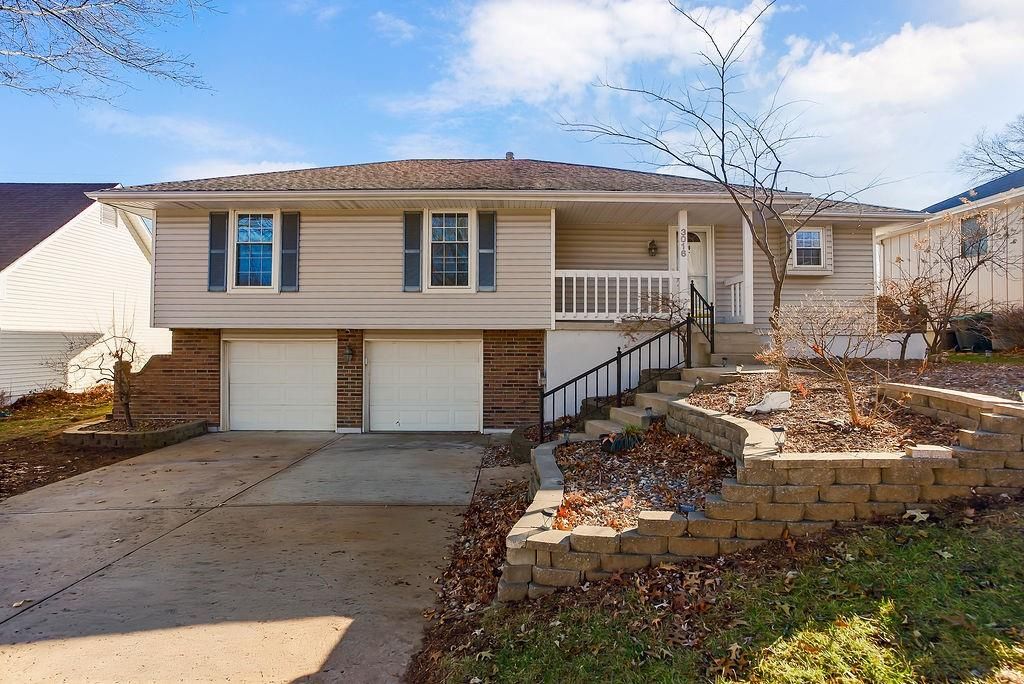 3016 SE 7th Street, Blue Springs, MO 64014