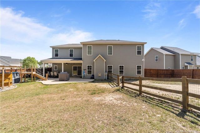 495 Wedgefield Drive, Raeford, NC 28376