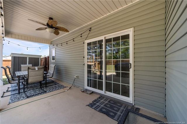 495 Wedgefield Drive, Raeford, NC 28376