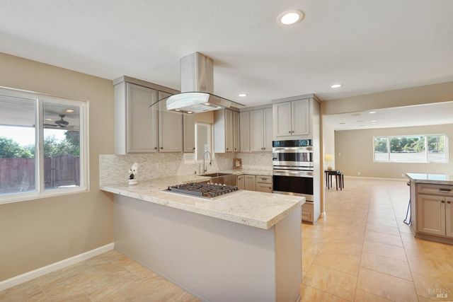 7208 Browns Valley Rd, Vacaville, CA 95688