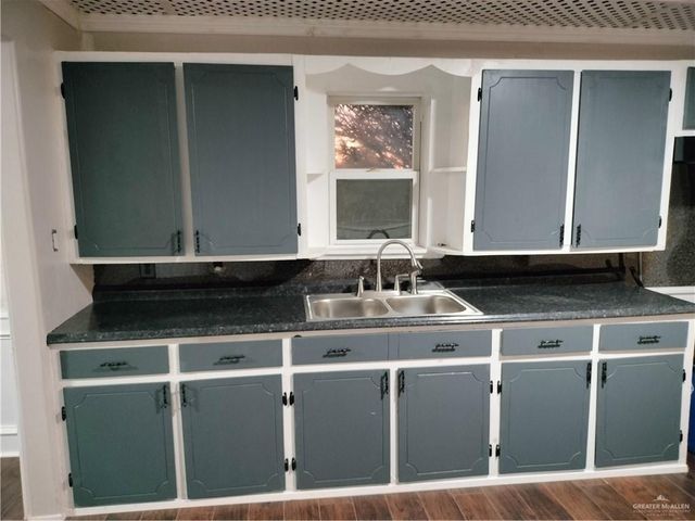 8458 Charles Green Road, Edcouch, TX 78538