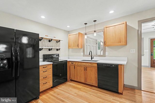 219 OLD CABIN HOLLOW RD, Dillsburg, PA 17019