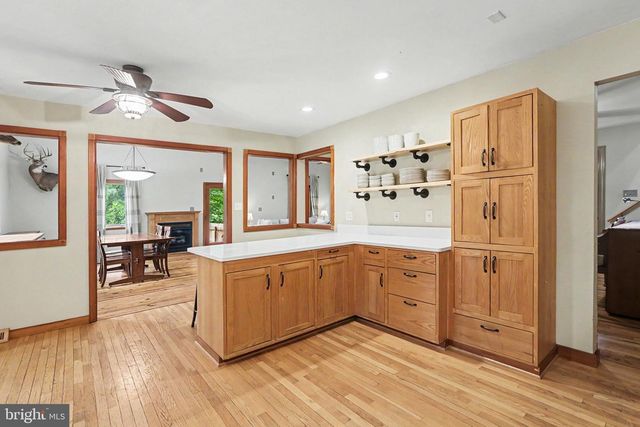 219 OLD CABIN HOLLOW RD, Dillsburg, PA 17019