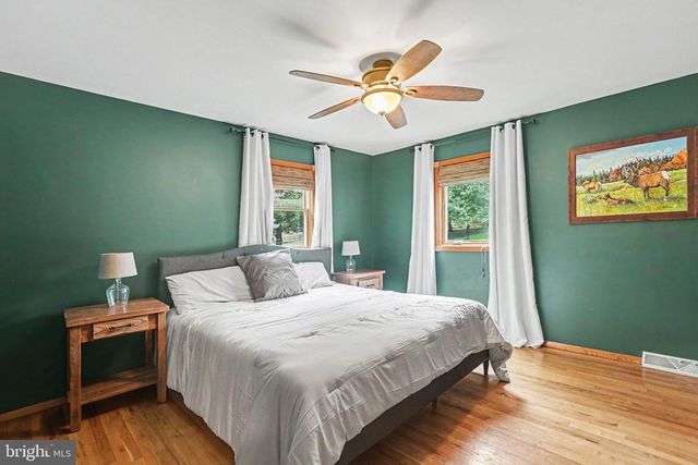 219 OLD CABIN HOLLOW RD, Dillsburg, PA 17019