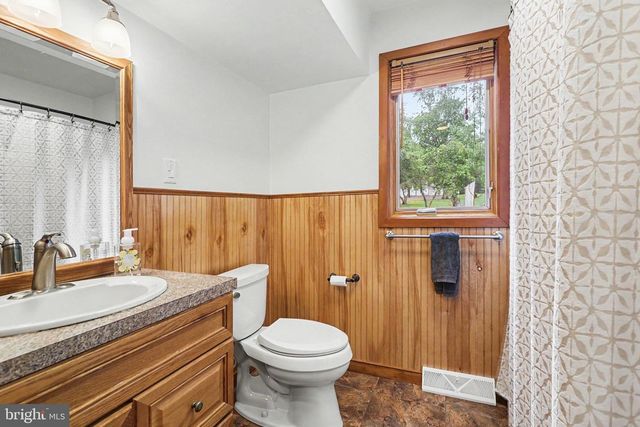 219 OLD CABIN HOLLOW RD, Dillsburg, PA 17019