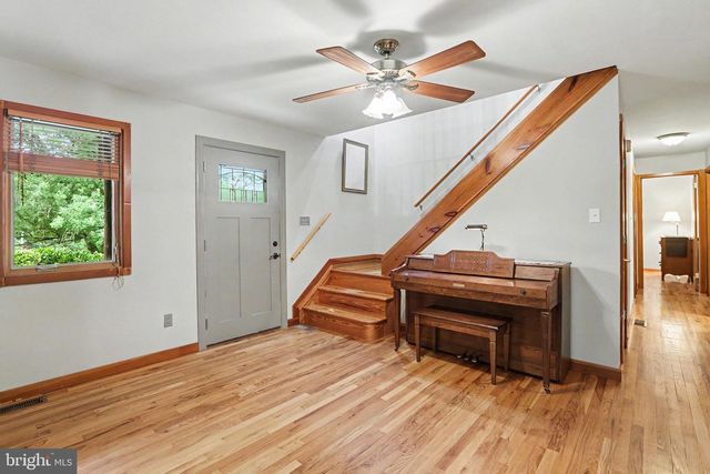 219 OLD CABIN HOLLOW RD, Dillsburg, PA 17019
