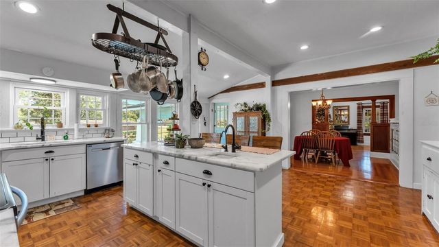 2022 LAKE MIRIAM DRIVE, Lakeland, FL 33813