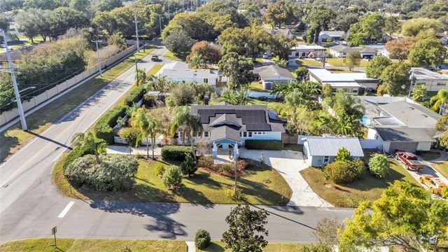 2022 LAKE MIRIAM DRIVE, Lakeland, FL 33813