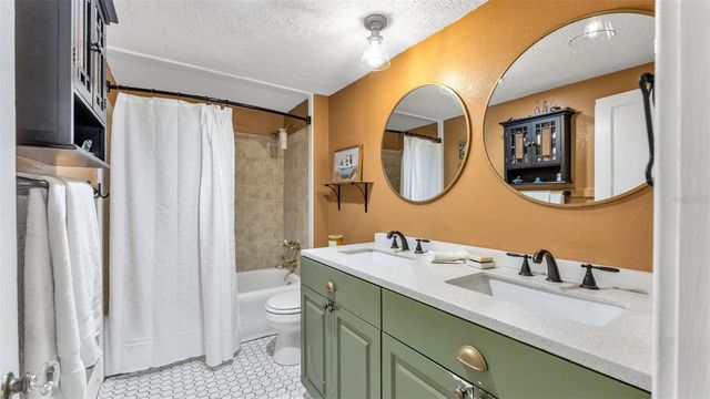 2022 LAKE MIRIAM DRIVE, Lakeland, FL 33813