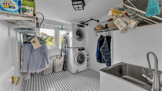 2022 LAKE MIRIAM DRIVE, Lakeland, FL 33813