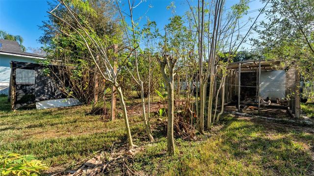 2022 LAKE MIRIAM DRIVE, Lakeland, FL 33813