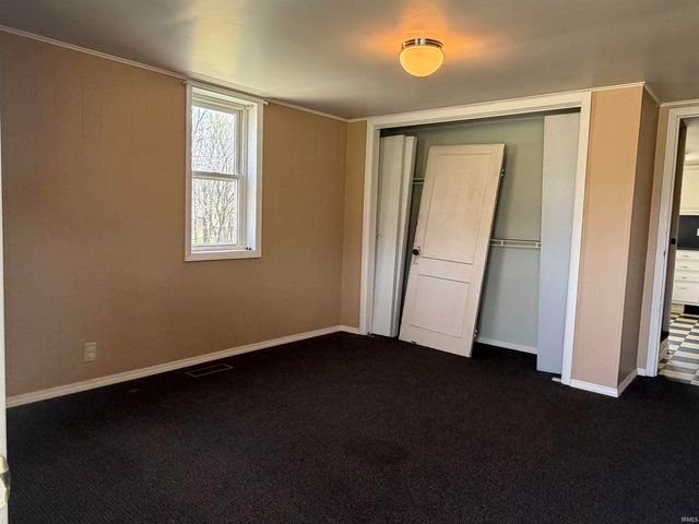1670 E State Road 164 Road, Jasper, IN 47546