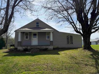 1670 E State Road 164 Road, Jasper, IN 47546