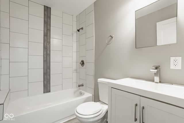 3419 Carrollton Avenue, Indianapolis, IN 46205