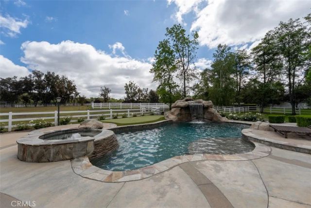 19460 Calle Teresa, Murrieta, CA 92562