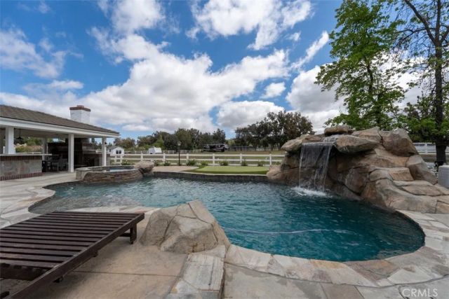 19460 Calle Teresa, Murrieta, CA 92562