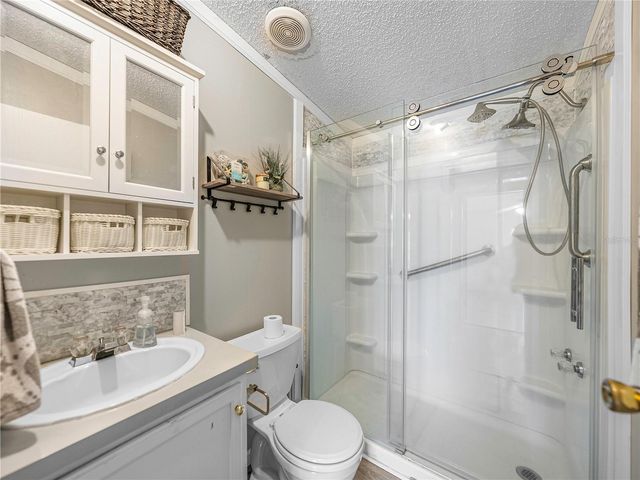 11404 LITHIA PINECREST ROAD, Lithia, FL 33547