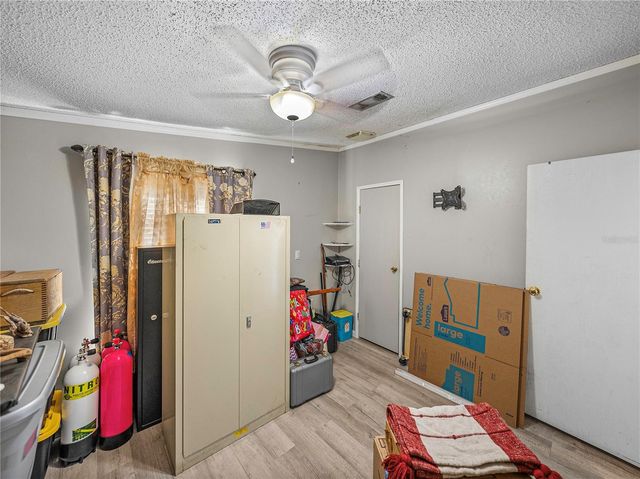 11404 LITHIA PINECREST ROAD, Lithia, FL 33547