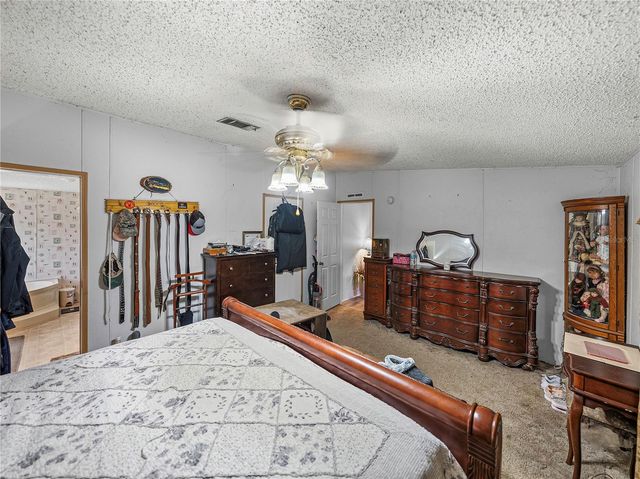 11404 LITHIA PINECREST ROAD, Lithia, FL 33547