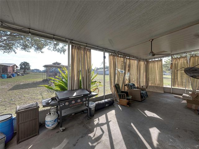 11404 LITHIA PINECREST ROAD, Lithia, FL 33547