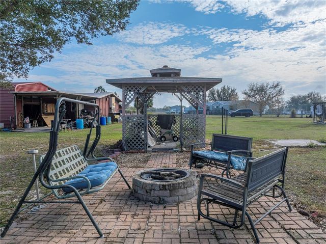 11404 LITHIA PINECREST ROAD, Lithia, FL 33547