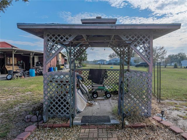 11404 LITHIA PINECREST ROAD, Lithia, FL 33547