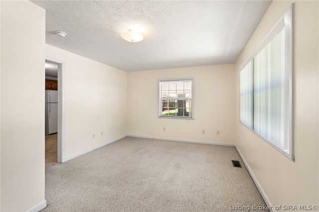 3359 E Riley Road, Floyds Knobs, IN 47119