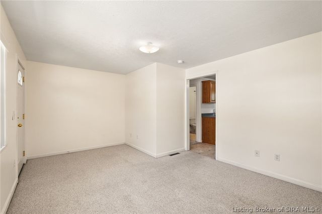 3359 E Riley Road, Floyds Knobs, IN 47119