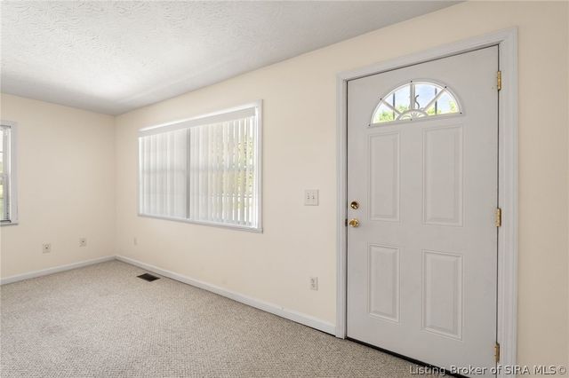 3359 E Riley Road, Floyds Knobs, IN 47119