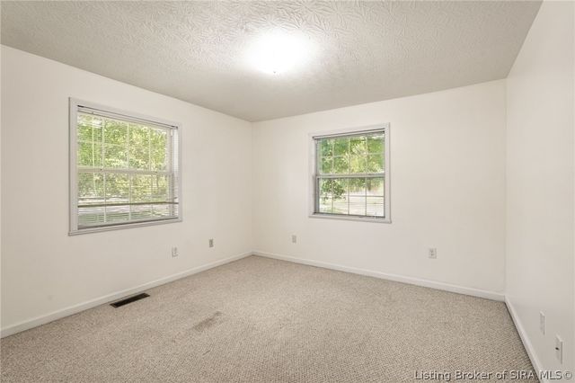 3359 E Riley Road, Floyds Knobs, IN 47119