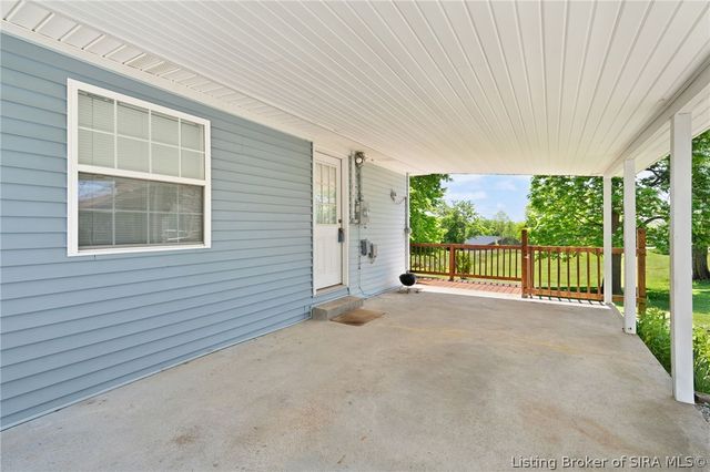 3359 E Riley Road, Floyds Knobs, IN 47119