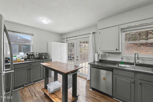 823 Campbell Circle, Chuckey, TN 37641