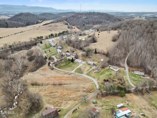 823 Campbell Circle, Chuckey, TN 37641